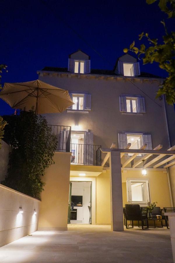 Stunning Holiday House In The Old Town By Irundo Дубровник Экстерьер фото