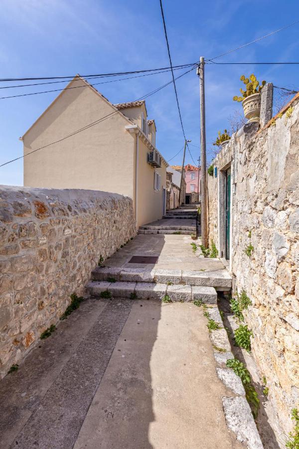 Stunning Holiday House In The Old Town By Irundo Дубровник Экстерьер фото