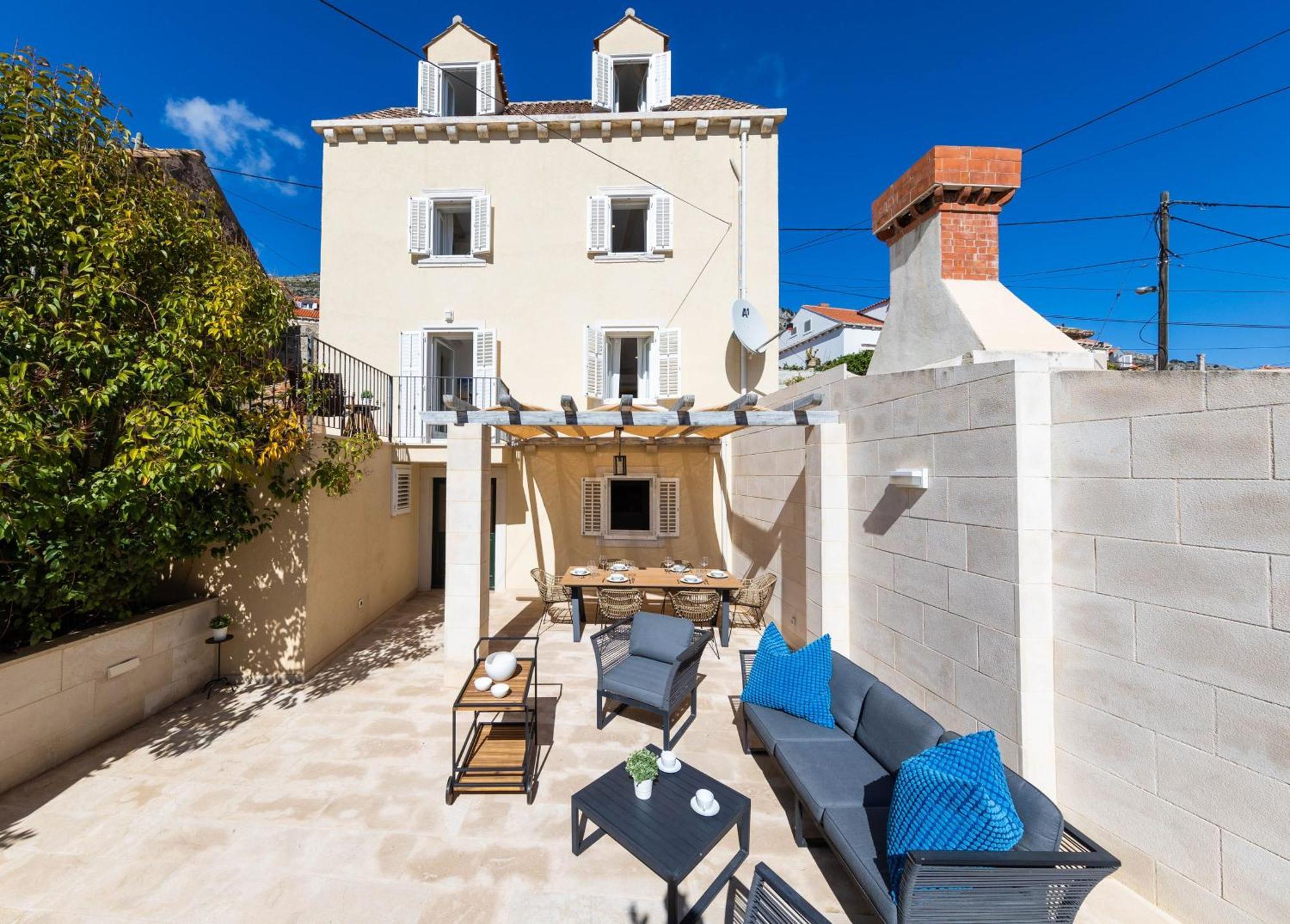 Stunning Holiday House In The Old Town By Irundo Дубровник Экстерьер фото