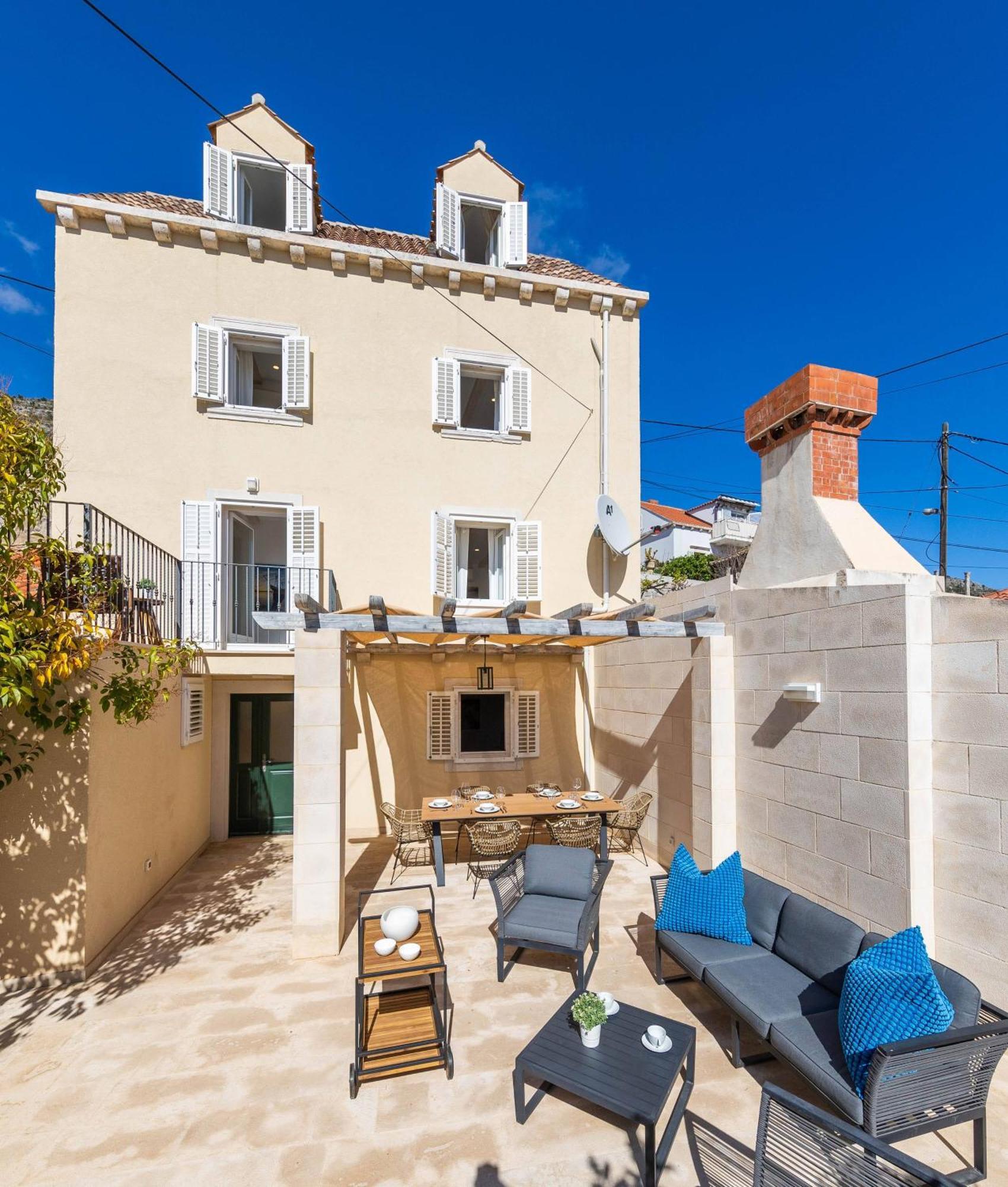 Stunning Holiday House In The Old Town By Irundo Дубровник Экстерьер фото